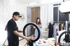 小型直播間該怎么裝修,如何用最低成本開啟直播之路 小型直播間該怎么裝修,如何用最低成本開啟直播之路
