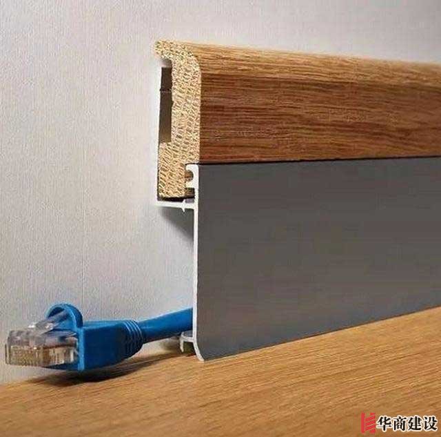 裝修時走的明線,結果太丑了,有什么方法把線槽蓋住呢?