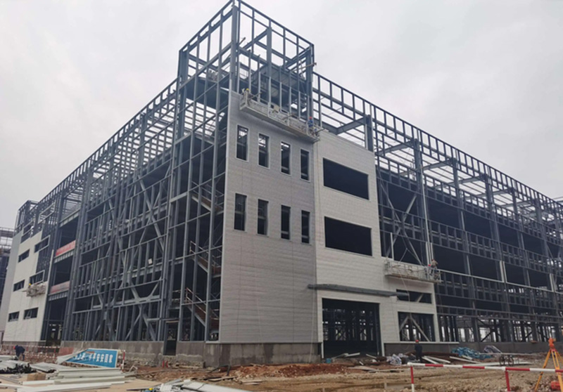 華商建設(shè)，專業(yè)的鋼結(jié)構(gòu)廠房建設(shè)公司